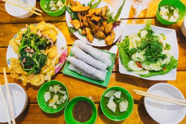 Hanoi street food tour